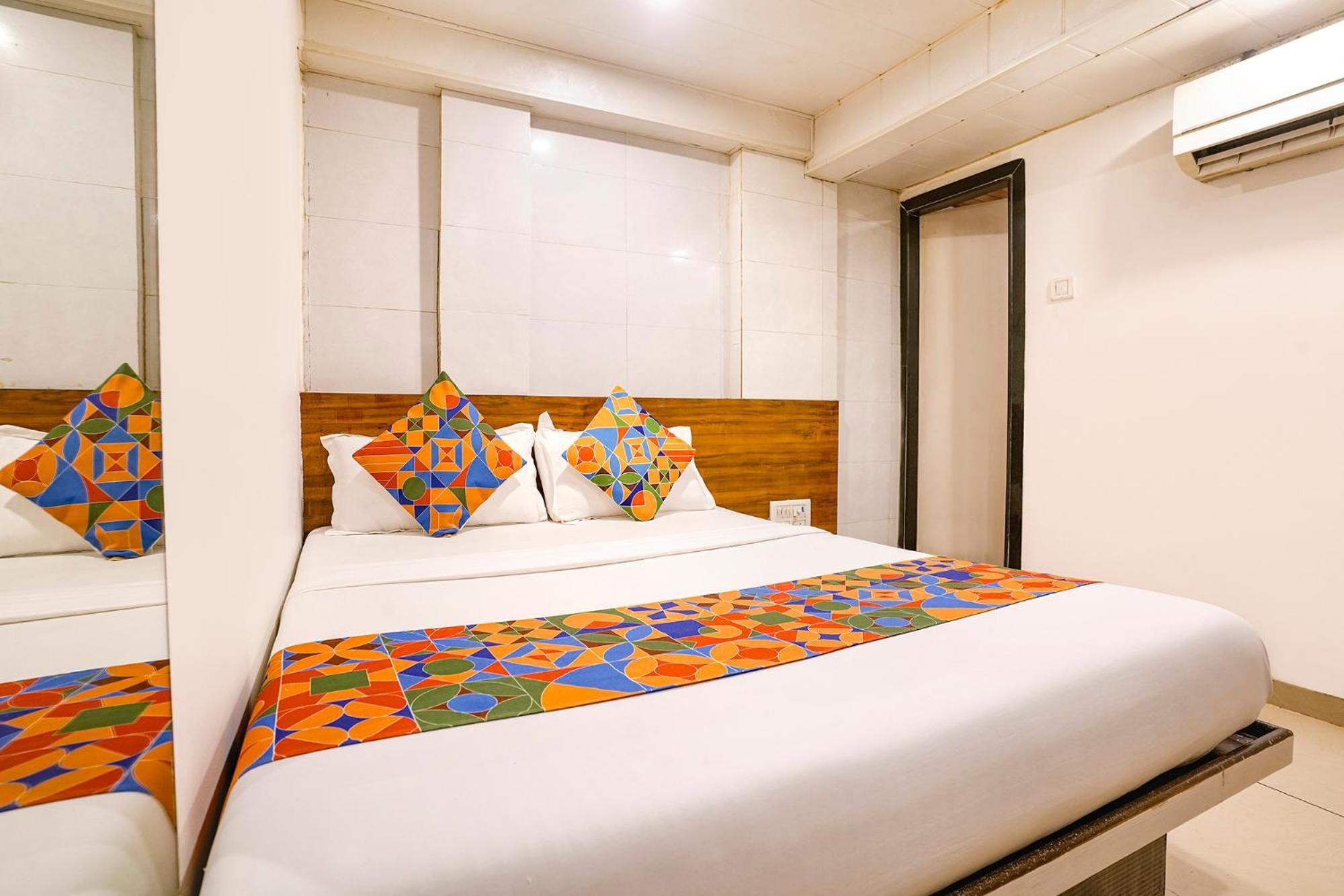 Fabexpress Havana Mumbai Exterior photo